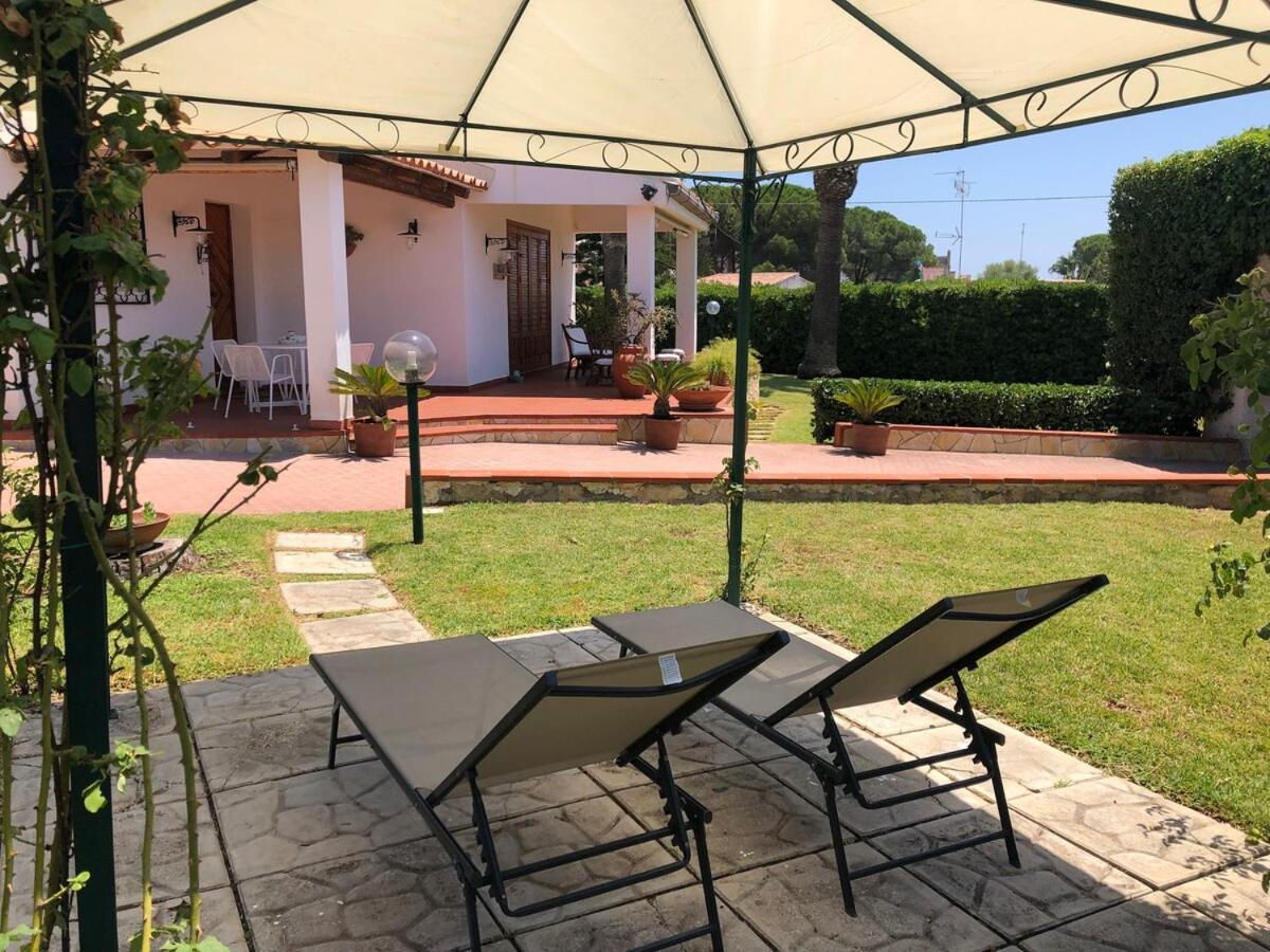 Le tre Palme Villa Fontane Bianche Eksteriør bilde