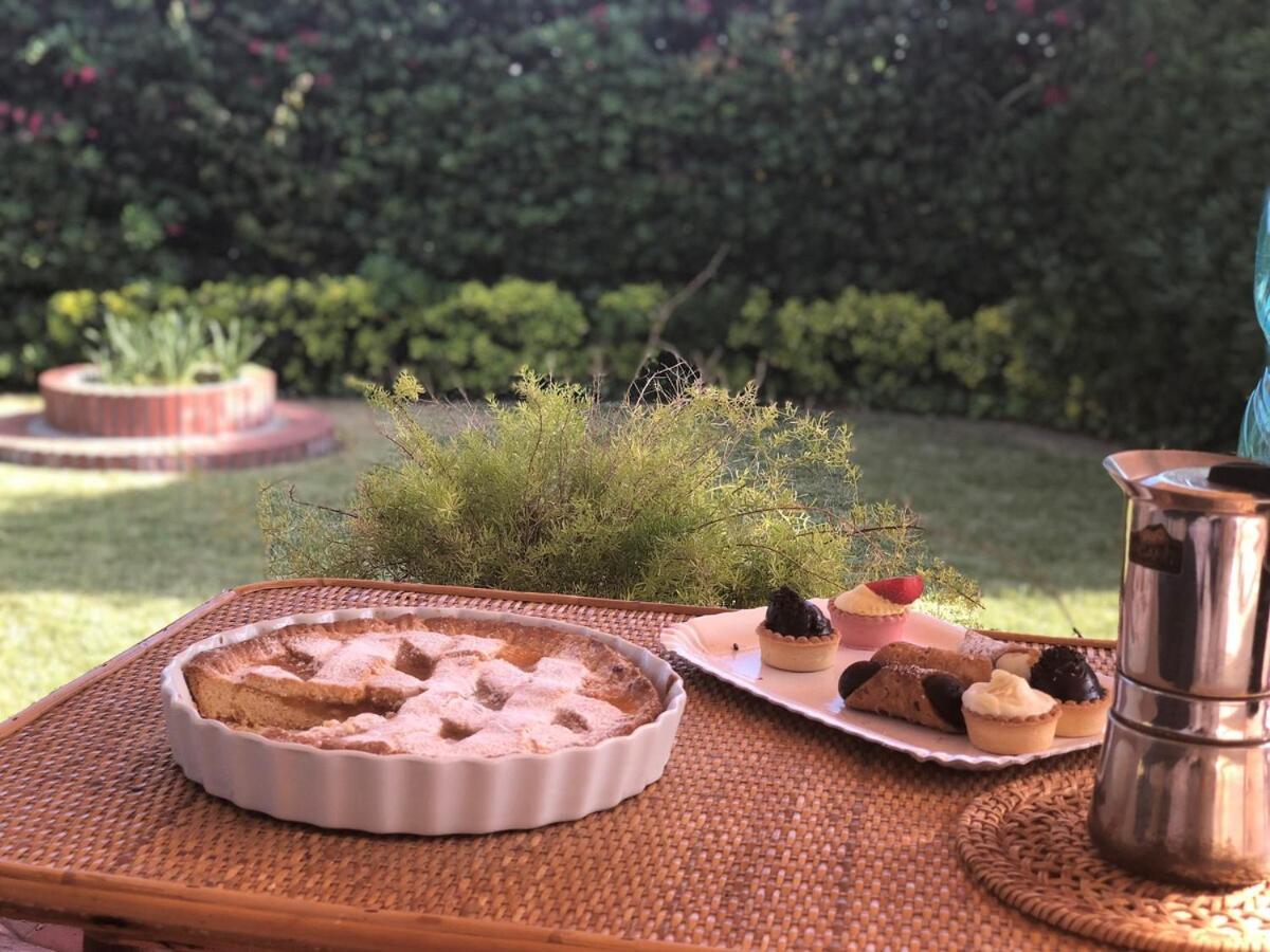 Le tre Palme Villa Fontane Bianche Eksteriør bilde